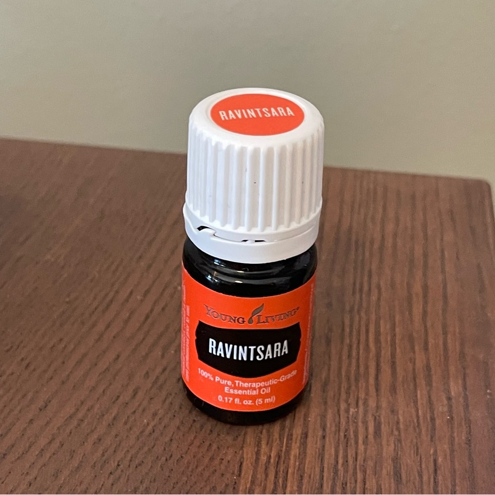 YOUNG LIVING Ravintsara Essential Oil 5ml